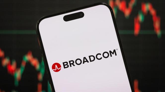 Broadcom Stock Rises as Wall Street Hails AI Chips as a Prime Alternative to Nvidia Broadcom Stock Rises as Wall Street Hails AI Chips as a Prime Alternative to Nvidia