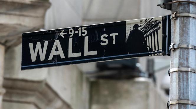Dow, S&P 500, and Nasdaq Fall as Nvidia Drives Tech Declines Following PCE Inflation and Consumer Data Release Dow, S&P 500, and Nasdaq Fall as Nvidia Drives Tech Declines Following PCE Inflation and Consumer Data Release