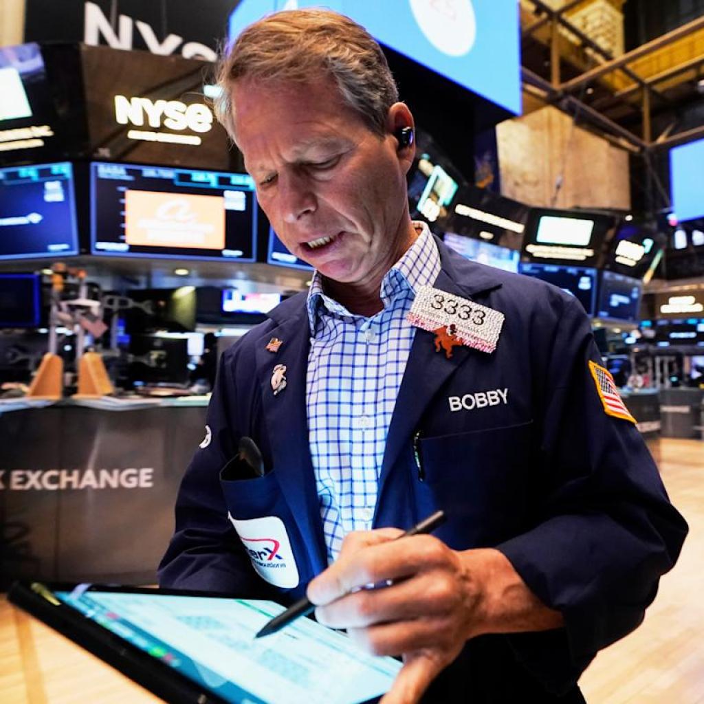Futures for Dow, S&P 500, and Nasdaq Decline as Trump Tariffs and Big Tech Earnings Take Center Stage Futures for Dow, S&P 500, and Nasdaq Decline as Trump Tariffs and Big Tech Earnings Take Center Stage
