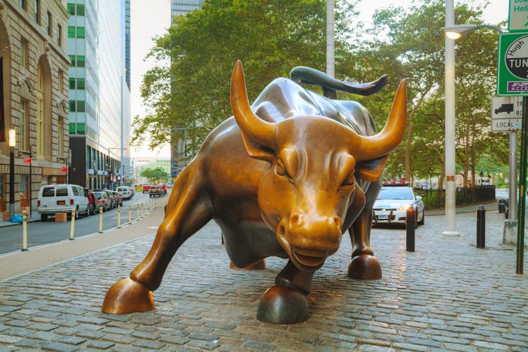 The stock market has defied headwinds. How long will this momentum last? The stock market has defied headwinds. How long will this momentum last?