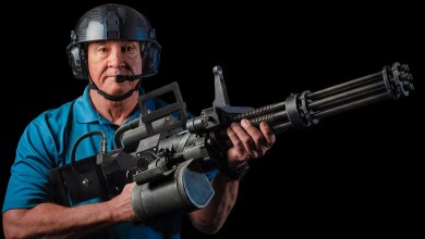 What Does a 160th SOAR Black Hawk Pilot Carry Every Day? What Does a 160th SOAR Black Hawk Pilot Carry Every Day?