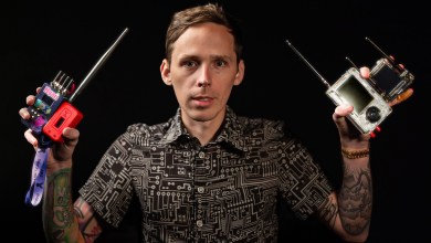 Hacker Shows the Most Insane Gadgets in His EDC Hacker Shows the Most Insane Gadgets in His EDC