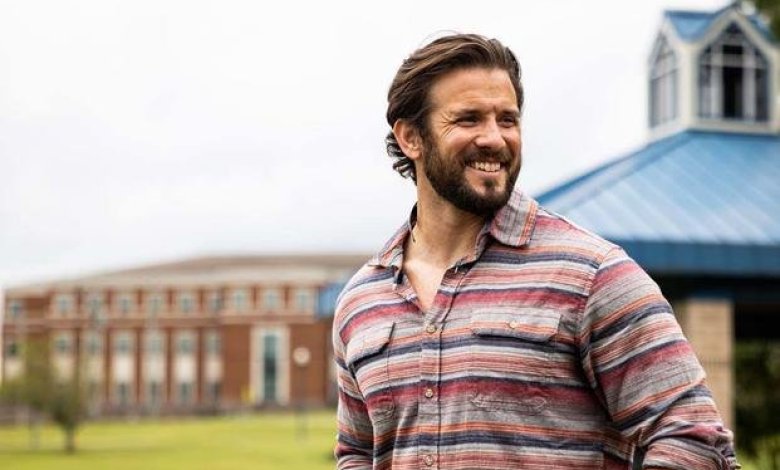 Navy SEAL Veteran Is First GOP Candidate for Tuberville’s Alabama Senate Seat Navy SEAL Veteran Is First GOP Candidate for Tuberville’s Alabama Senate Seat