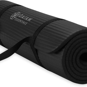 Gaiam Essentials Thick Yoga Mat Fitness & Exercise Mat with Easy-Cinch Yoga Mat Carrier Strap, 72″L x 24″W x 2/5 Inch Thick