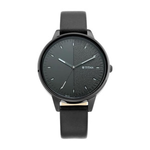 Titan Women’s Workwear Quartz Analog Gradient Black Dial Black Leather Strap Watch at ₹1412 | Amazon Deal Titan Women’s Workwear Quartz Analog Gradient Black Dial Black Leather Strap Watch at ₹1412 | Amazon Deal