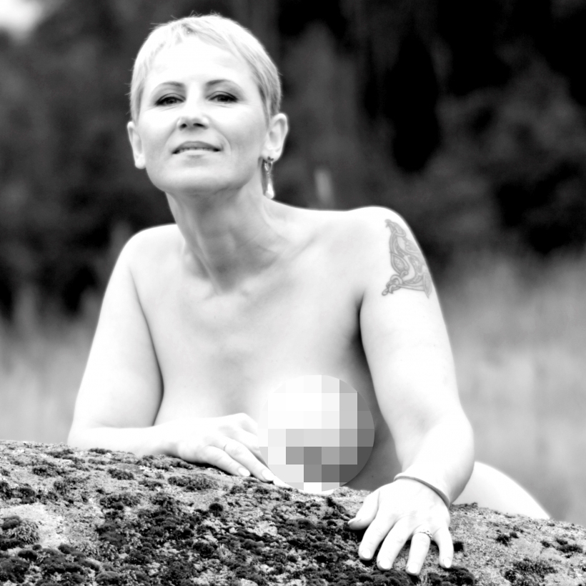 Nude photos of writer Laima Kota (Muktupāvela)