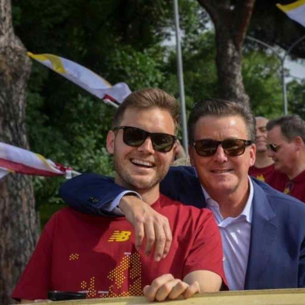 Premier League approves Friedkin takeover of Everton Premier League approves Friedkin takeover of Everton