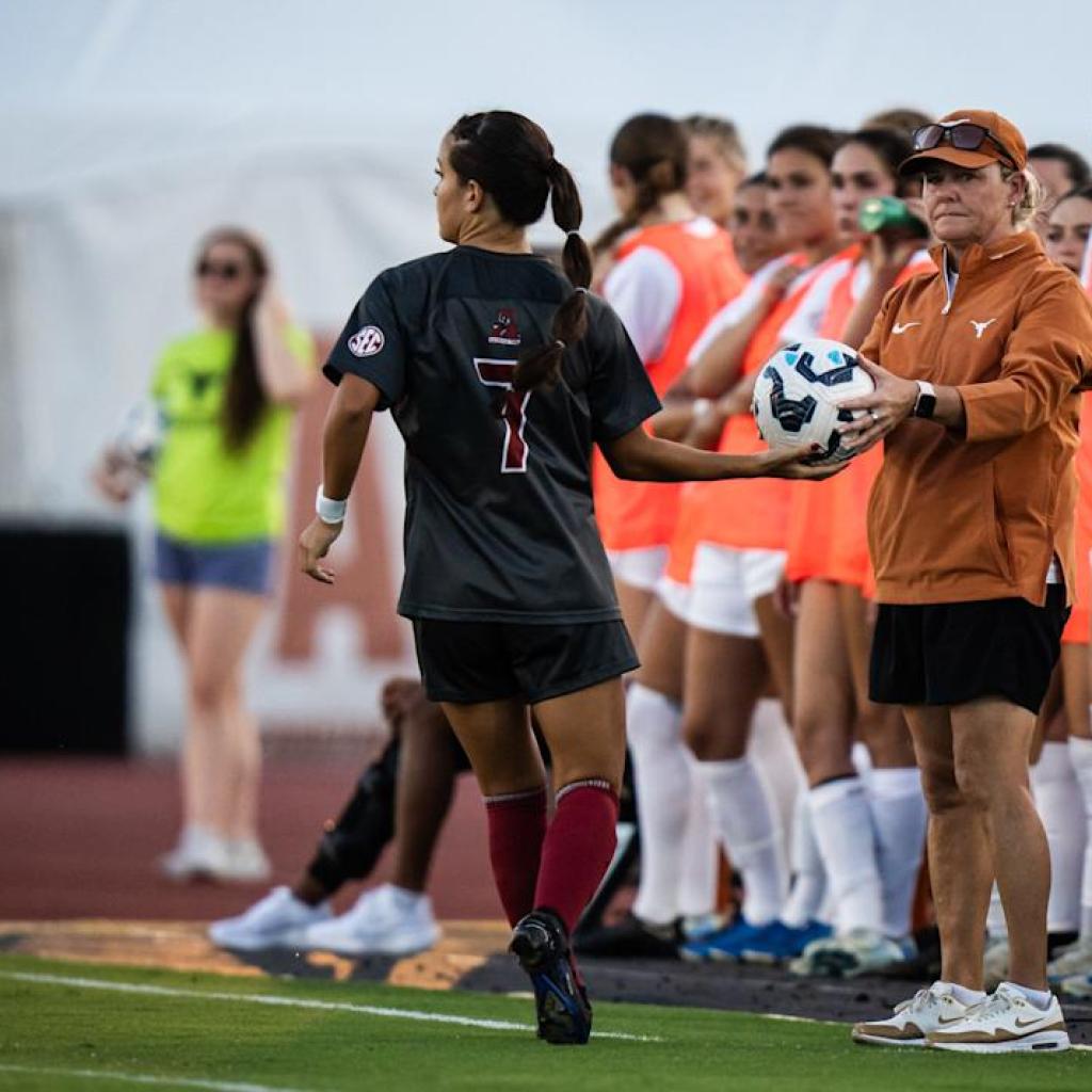 Texas soccer: Longhorns attain SEC finale as injured star Trinity Byars makes NWSL historical past Texas soccer: Longhorns attain SEC finale as injured star Trinity Byars makes NWSL historical past