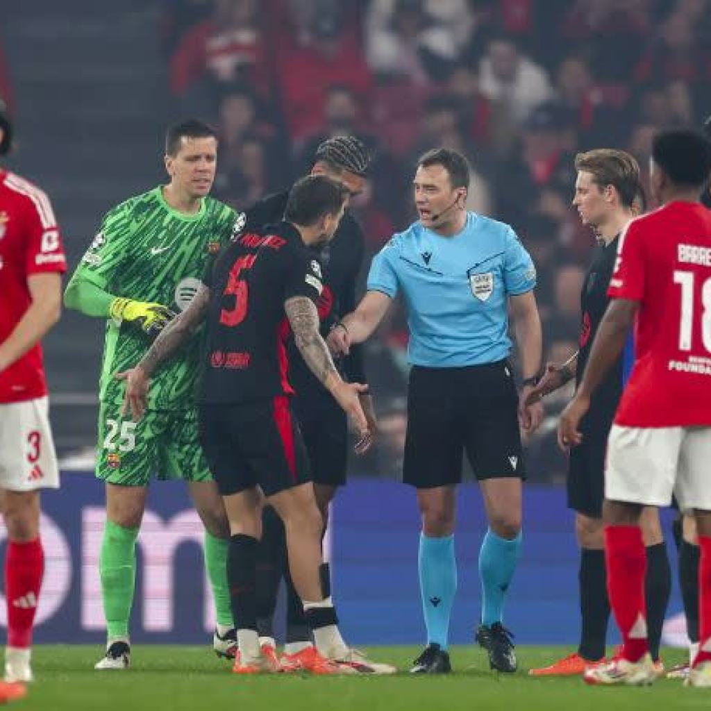Three Barcelona gamers ended Benfica match with bodily issues Three Barcelona gamers ended Benfica match with bodily issues