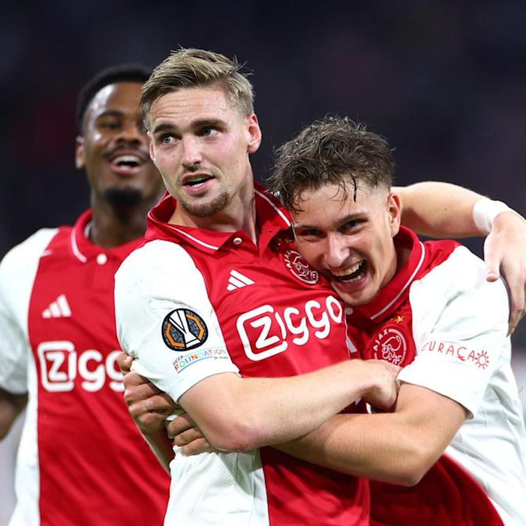 Napoli ‘sniffing round’ Ajax’s Kenneth Taylor Napoli ‘sniffing round’ Ajax’s Kenneth Taylor