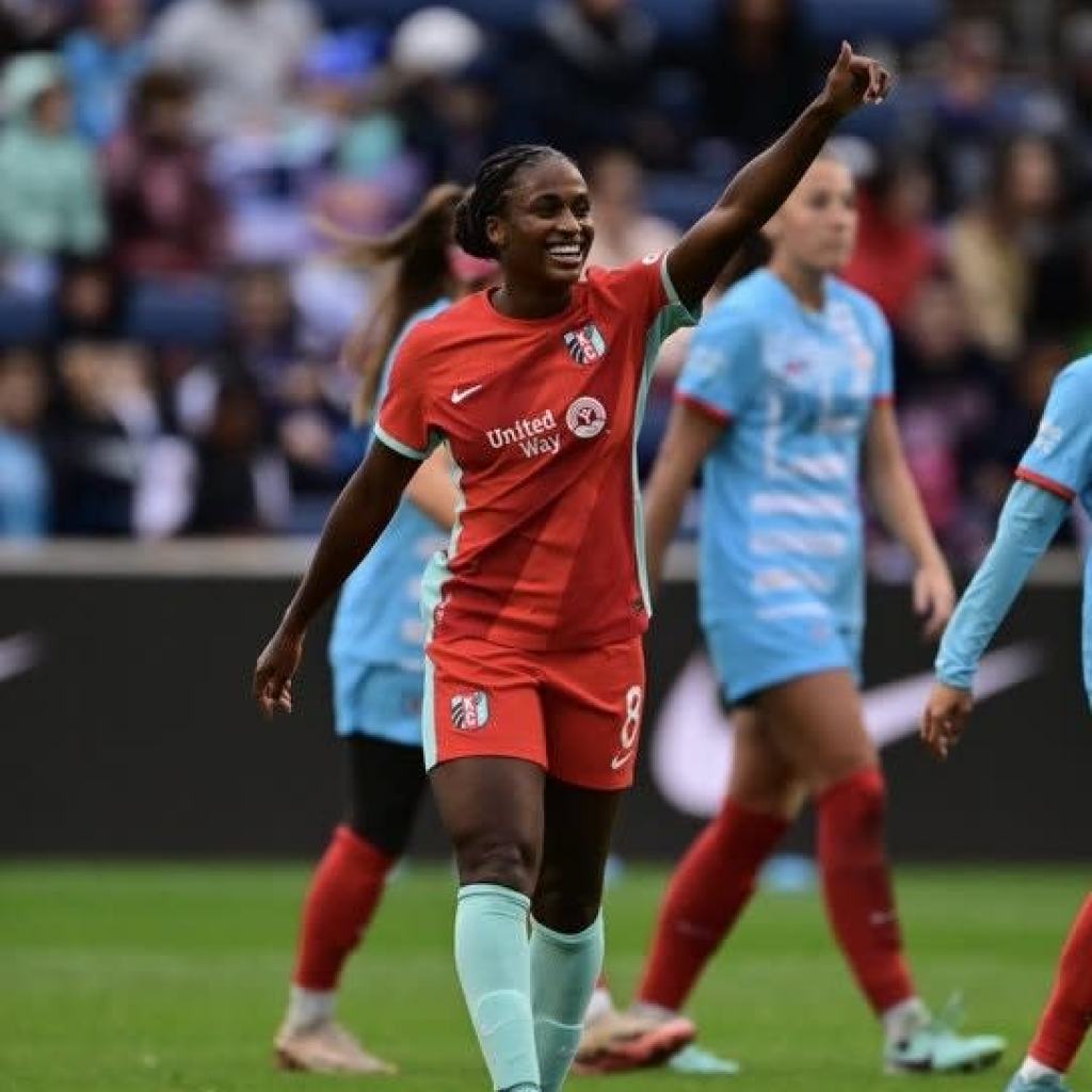 KC Present closes out common season with win over Chicago Crimson Stars KC Present closes out common season with win over Chicago Crimson Stars