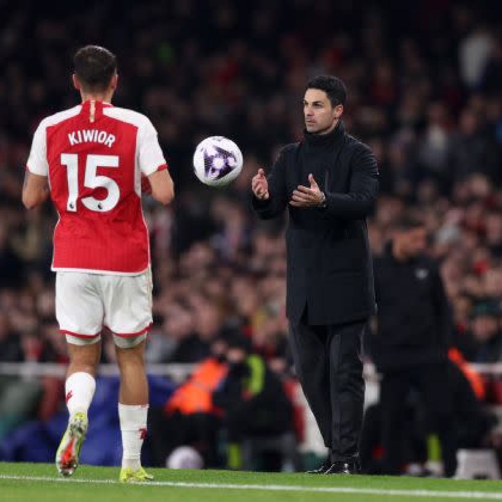 Napoli and Arsenal Distant from Agreeing to Kiwior Deal Napoli and Arsenal Distant from Agreeing to Kiwior Deal