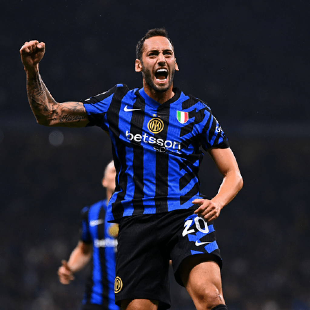 Calhanoglu wins Betsson Sport aim of the month for October! Calhanoglu wins Betsson Sport aim of the month for October!