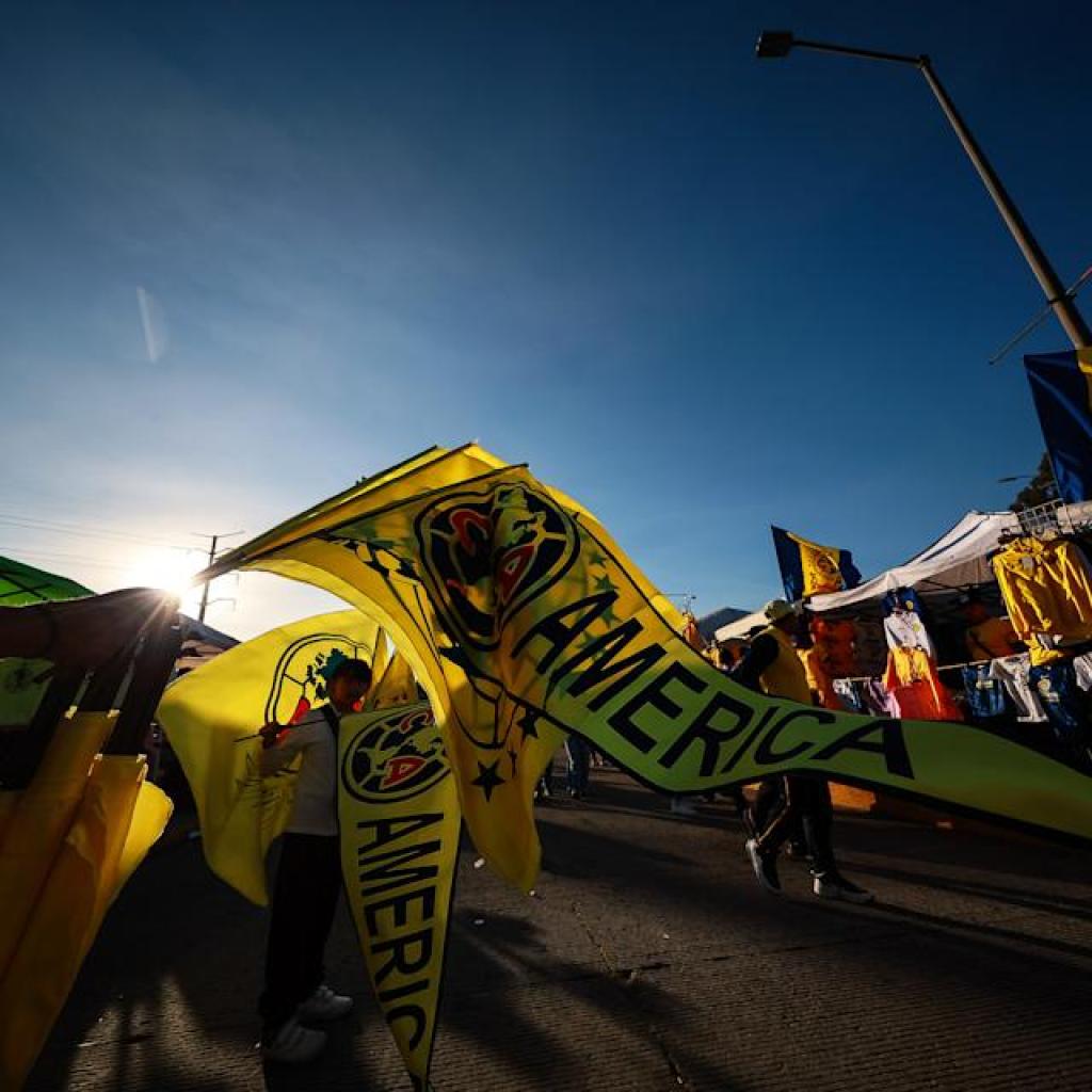 America Celebrates Tricampeonato in Grand Type! America Celebrates Tricampeonato in Grand Type!