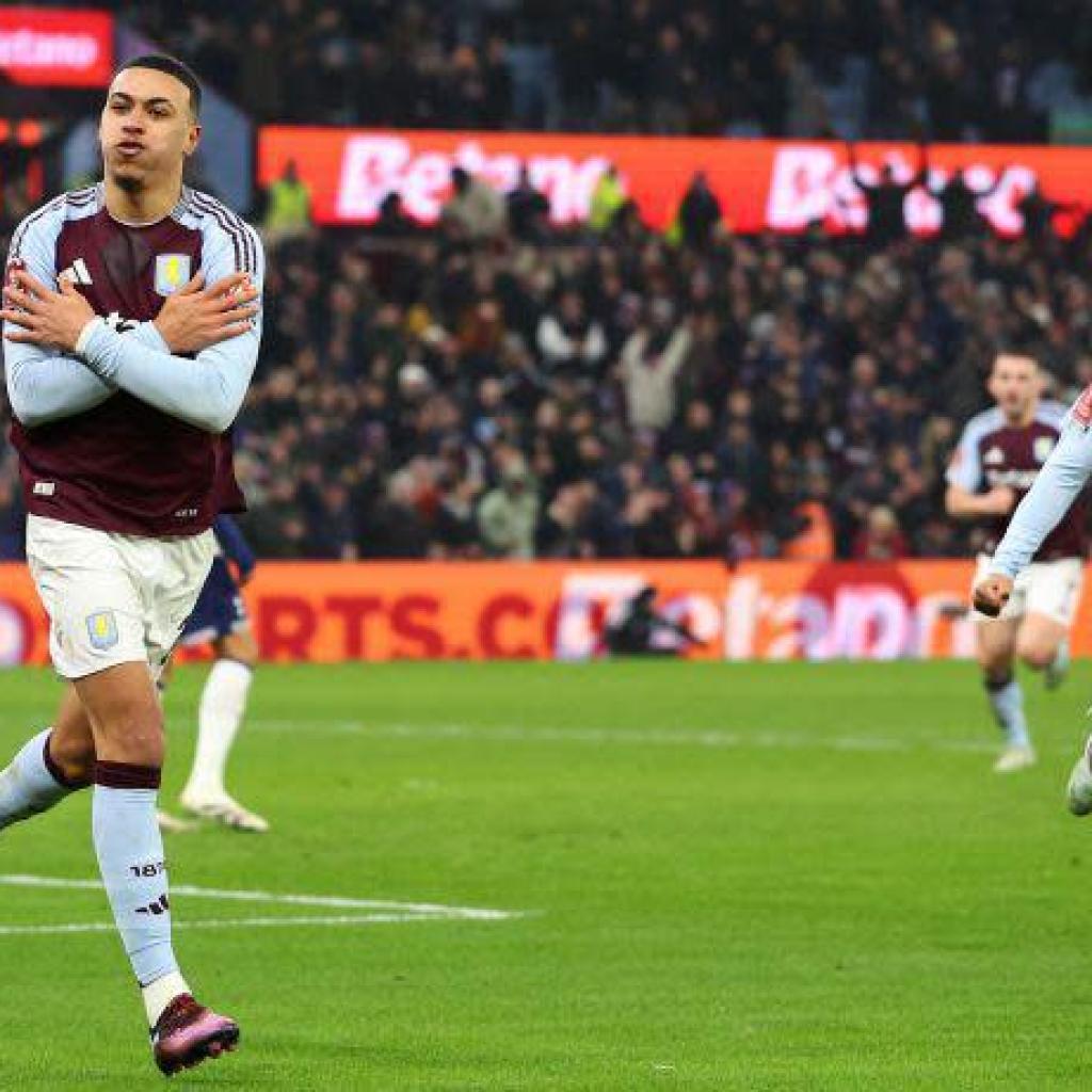 Aston Villa 2-1 Tottenham: Villa break FA Cup hoodoo Aston Villa 2-1 Tottenham: Villa break FA Cup hoodoo