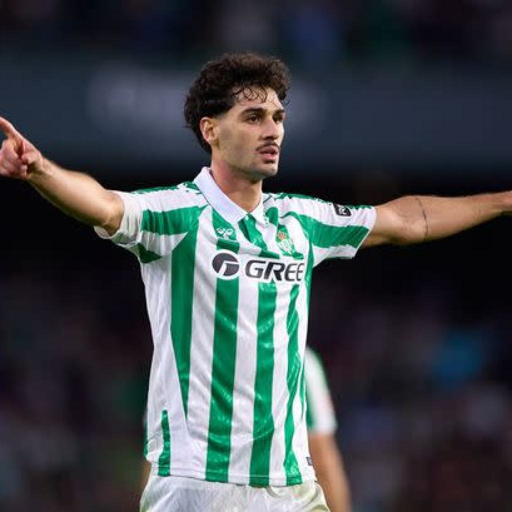 Tottenham Hotspur nonetheless in a position to signal La Liga pivot for €25m amid new contract announcement Tottenham Hotspur nonetheless in a position to signal La Liga pivot for €25m amid new contract announcement