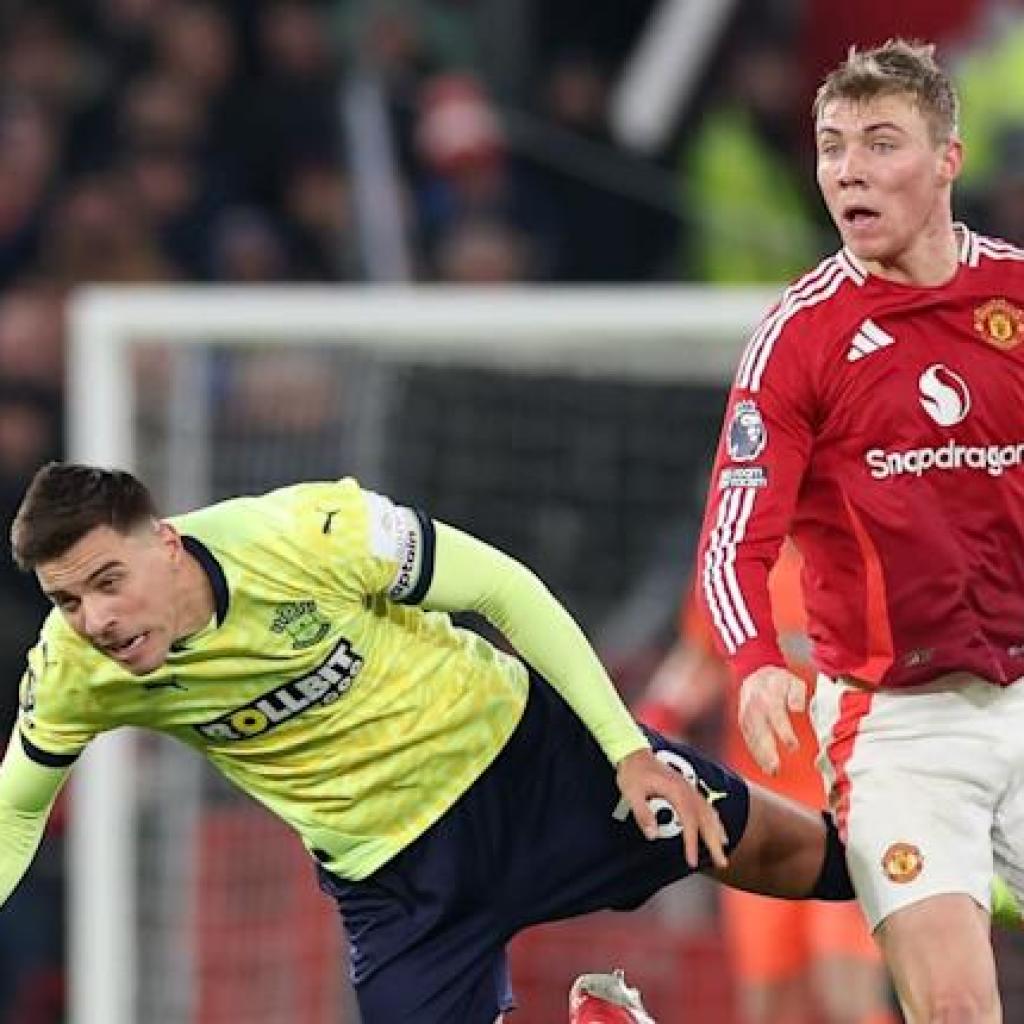 Even in opposition to backside of the Premier League Southampton, Rasmus Hojlund seemed misplaced Even in opposition to backside of the Premier League Southampton, Rasmus Hojlund seemed misplaced