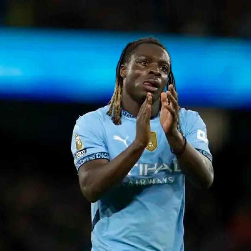 Jeremy Doku points Premier League title warning as Manchester Metropolis shut hole on Liverpool to 9 factors Jeremy Doku points Premier League title warning as Manchester Metropolis shut hole on Liverpool to 9 factors