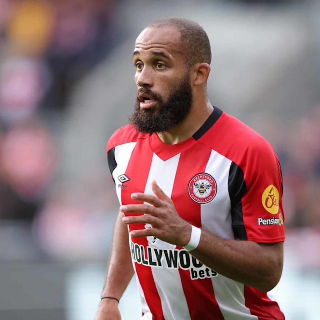 Arsenal eyeing transfer to signal Premier League ahead Arsenal eyeing transfer to signal Premier League ahead