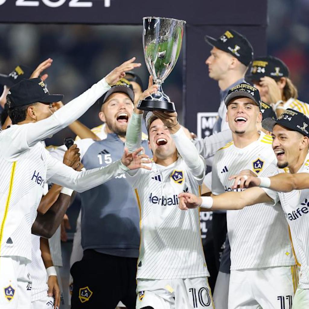 MLS Cup dwell updates: Lineups, highlights, the way to watch LA Galaxy vs. New York Crimson Bulls MLS Cup dwell updates: Lineups, highlights, the way to watch LA Galaxy vs. New York Crimson Bulls