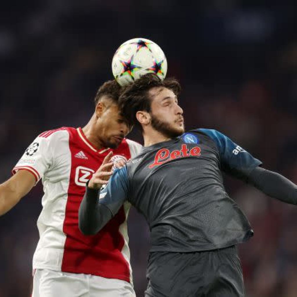 Roma Put Pedal to the Metallic to Snap Up Ajax Starlet Roma Put Pedal to the Metallic to Snap Up Ajax Starlet
