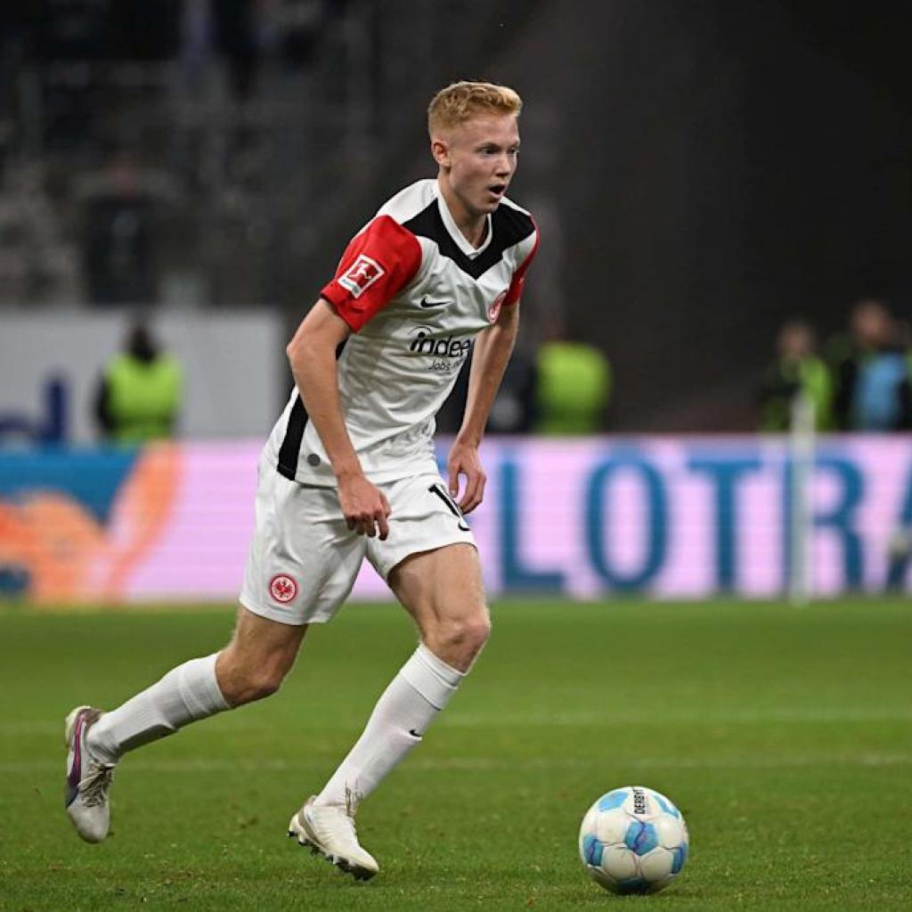 Report: Liverpool and Arsenal to Battle within the Race to Signal Bundesliga Midfielder Report: Liverpool and Arsenal to Battle within the Race to Signal Bundesliga Midfielder