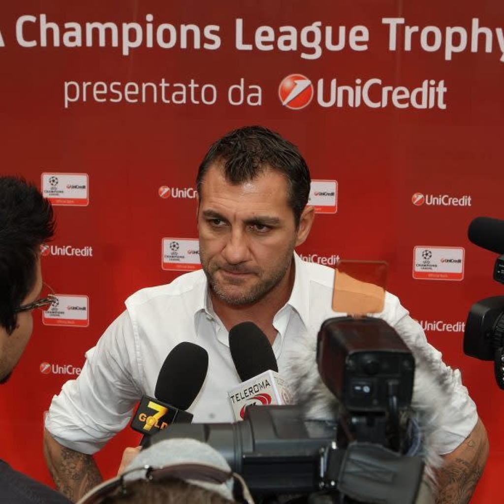 Ex Inter Milan, Juventus & AC Milan Striker: ”If I Was Inzaghi I’d Take Rafael Leao From Milan” Ex Inter Milan, Juventus & AC Milan Striker: ”If I Was Inzaghi I’d Take Rafael Leao From Milan”