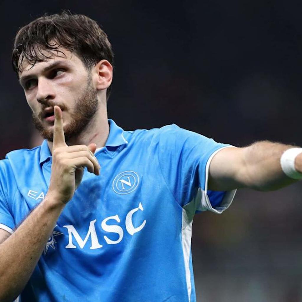 Kvaratskhelia calls for Napoli exit amid Premier League curiosity Kvaratskhelia calls for Napoli exit amid Premier League curiosity