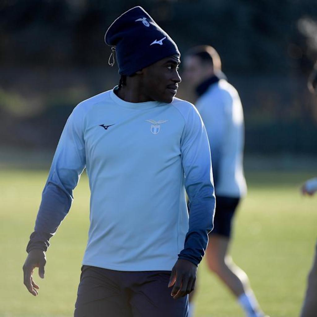 Lazio Will Flip To Napoli Benchwarmer if Younger Winger Joins Bologna Lazio Will Flip To Napoli Benchwarmer if Younger Winger Joins Bologna