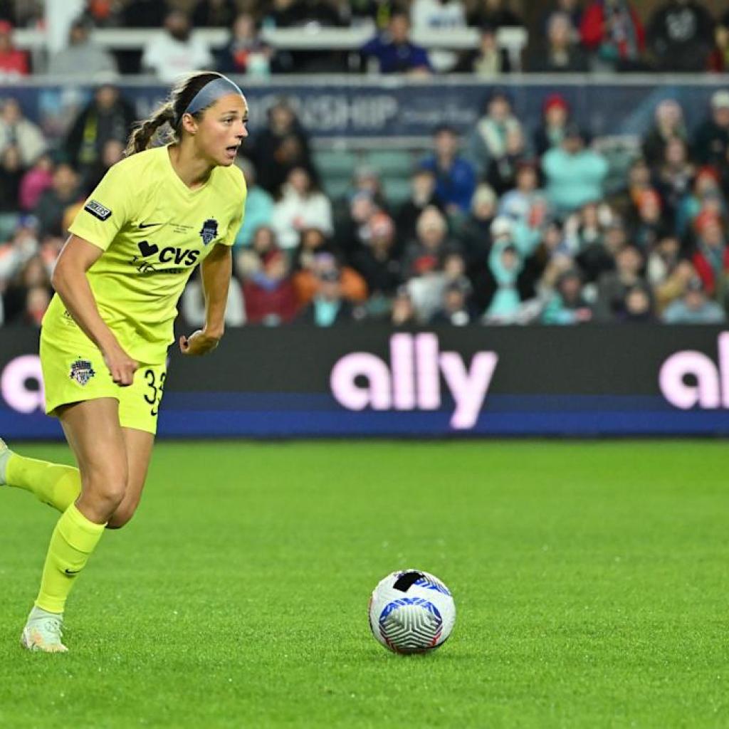 Gilbert’s Ashley Hatch on US girls’s soccer group roster for January camp in California Gilbert’s Ashley Hatch on US girls’s soccer group roster for January camp in California
