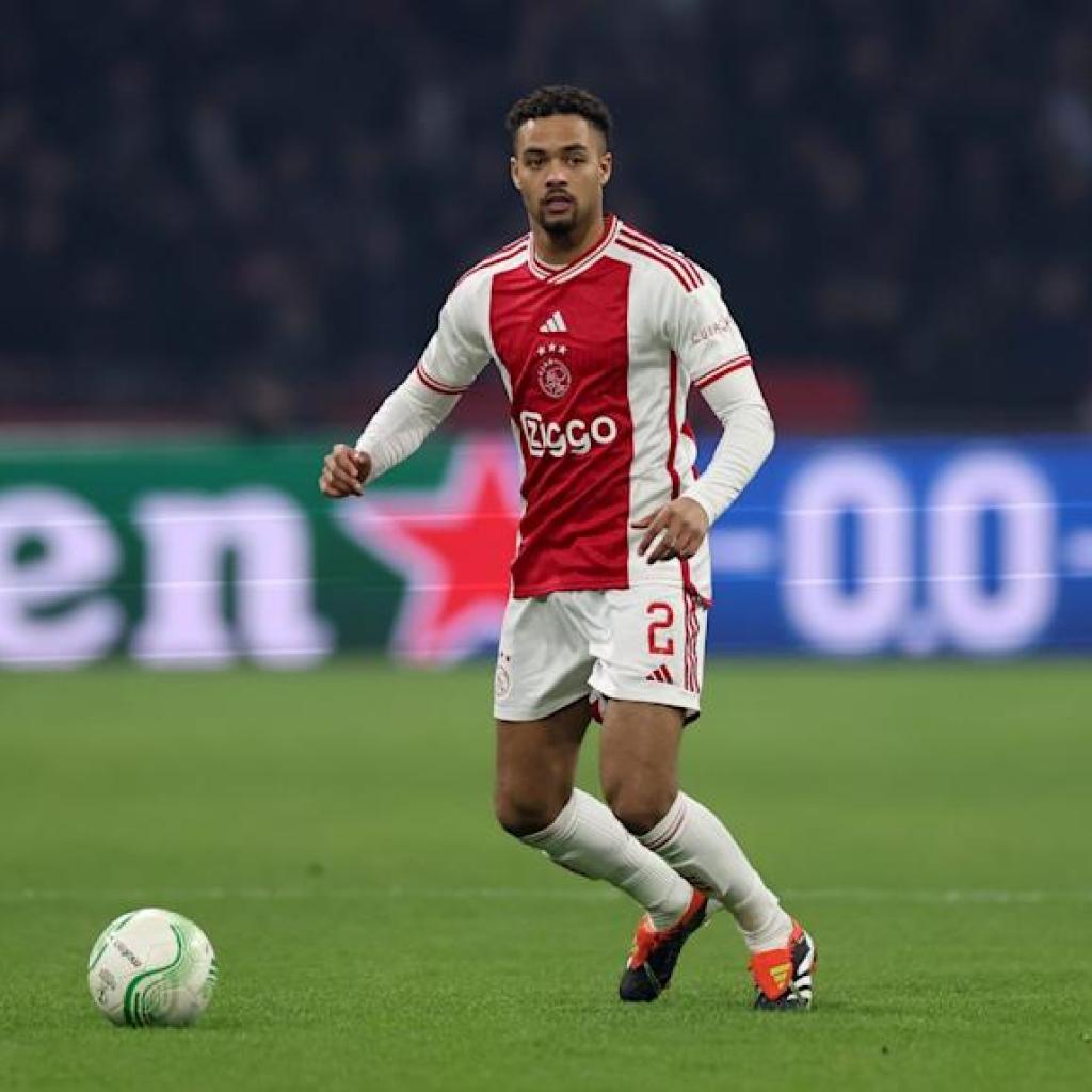 Devyne Rensch to bear Roma medical on Wednesday forward of €6m transfer from Ajax Devyne Rensch to bear Roma medical on Wednesday forward of €6m transfer from Ajax