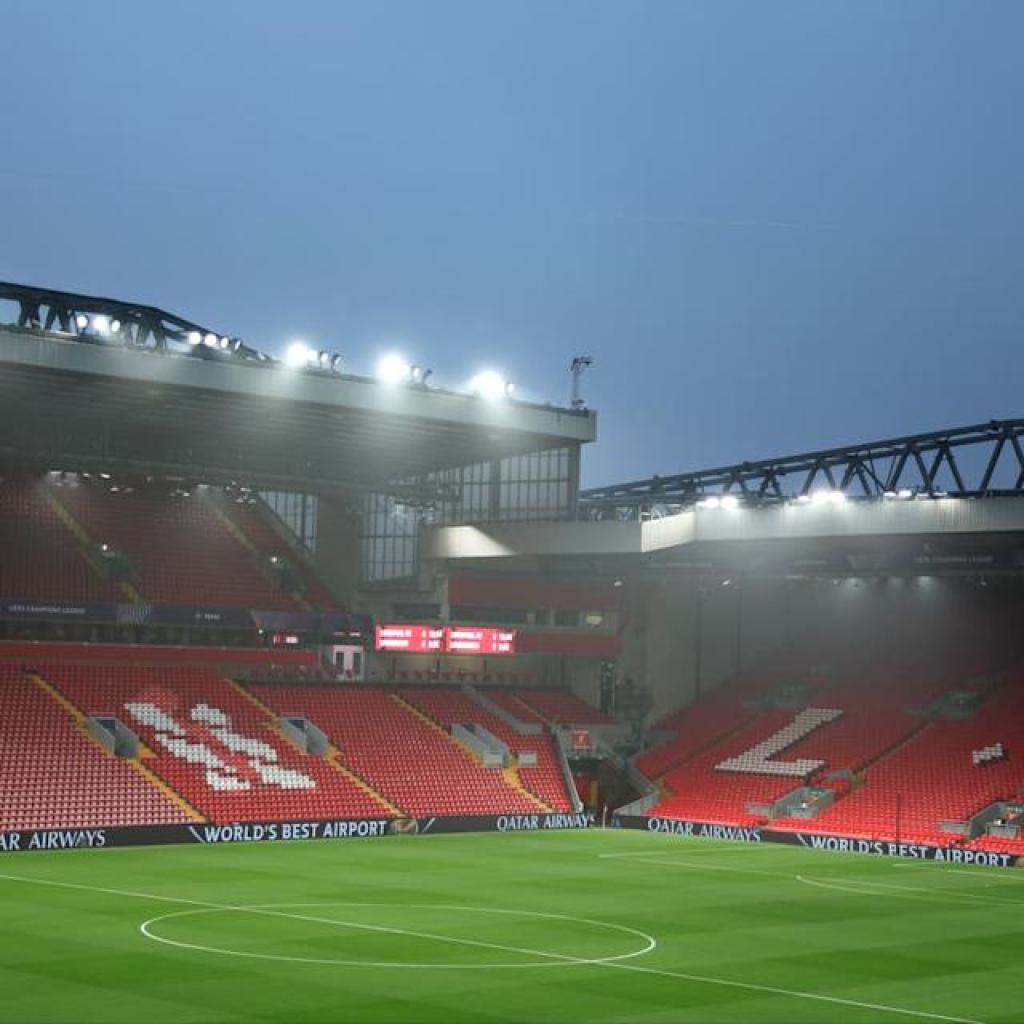 Liverpool vs Manchester United LIVE: Newest updates as snow threatens Premier League fixture Liverpool vs Manchester United LIVE: Newest updates as snow threatens Premier League fixture