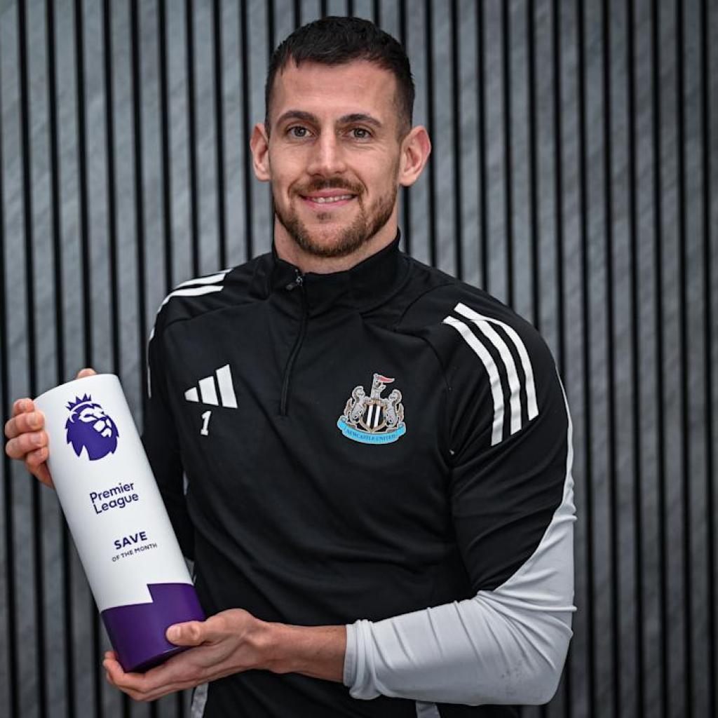 Dúbravka wins Premier League Save of the Month award for January Dúbravka wins Premier League Save of the Month award for January