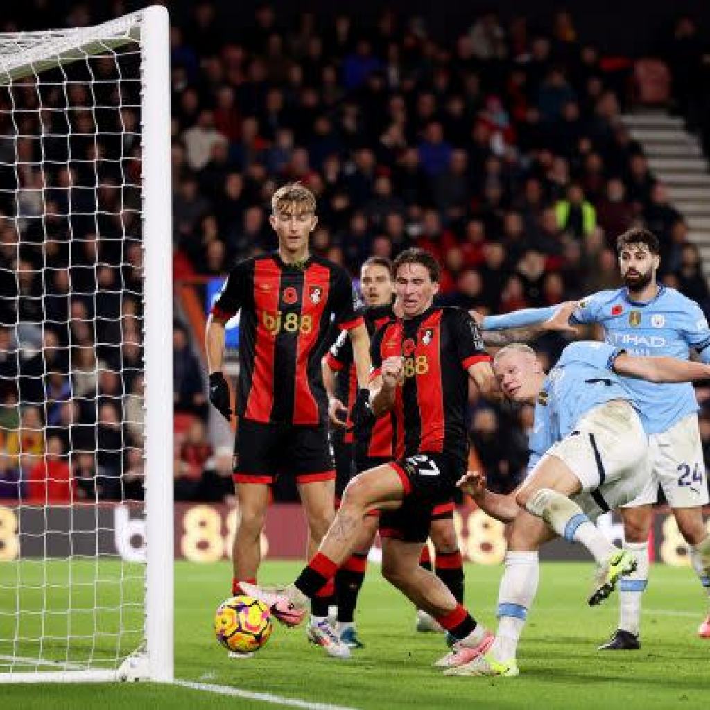 Unique: Tottenham and Chelsea to battle it out for £50m-rated Premier League centre-back Unique: Tottenham and Chelsea to battle it out for £50m-rated Premier League centre-back