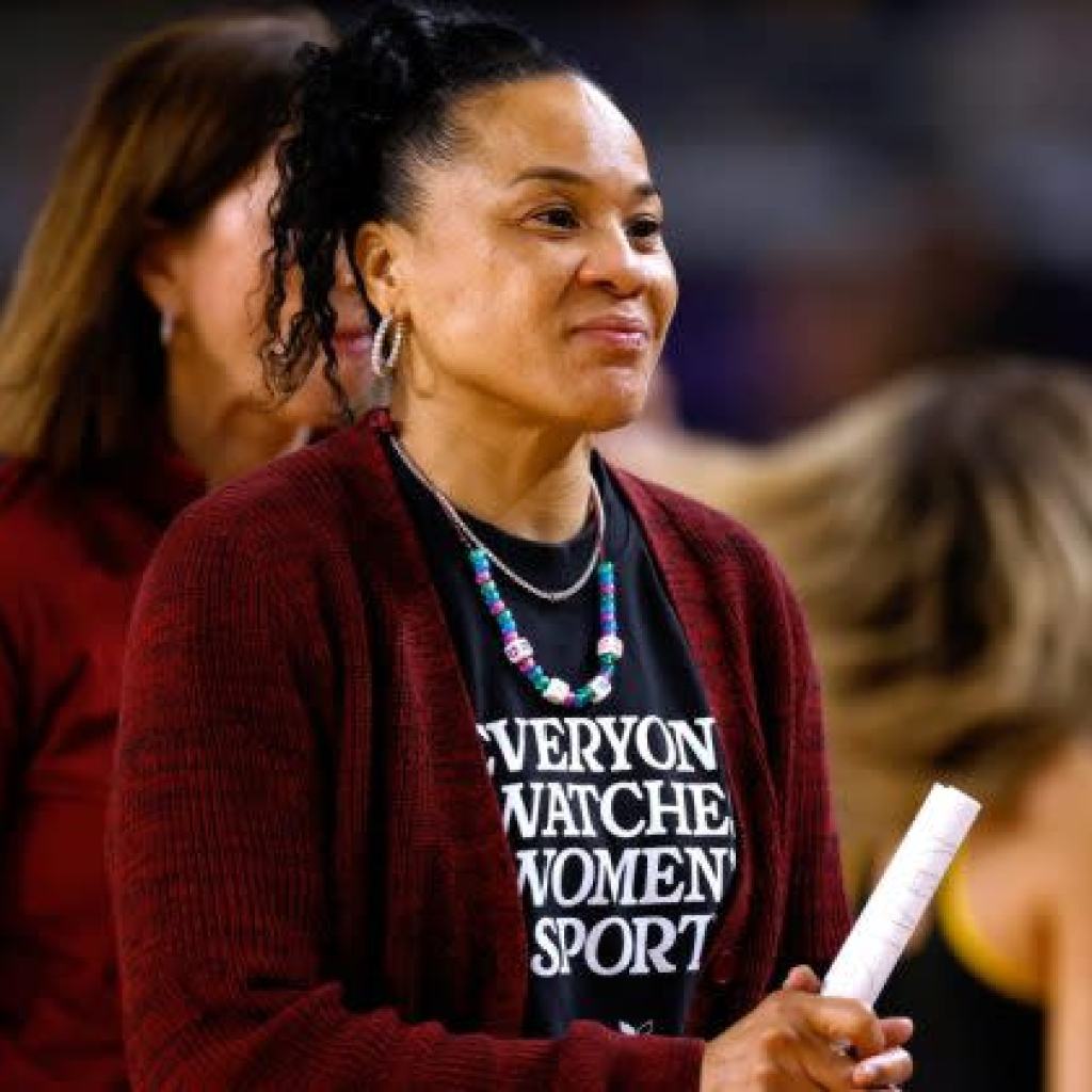 ‘Everybody Watches Girls’s Sports activities’ Attire Hits M in Income ‘Everybody Watches Girls’s Sports activities’ Attire Hits M in Income