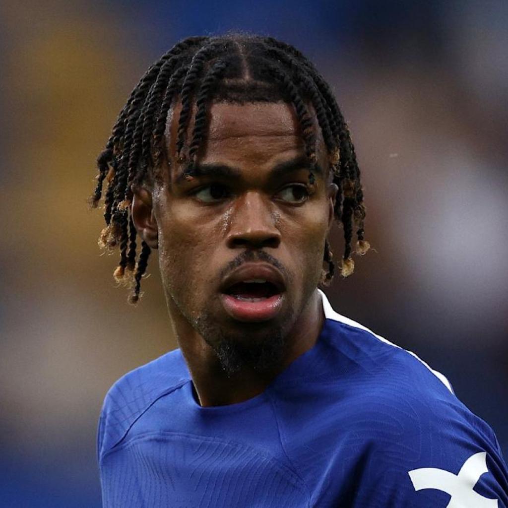 Report: Chelsea switch hinges on Champions League qualification Report: Chelsea switch hinges on Champions League qualification