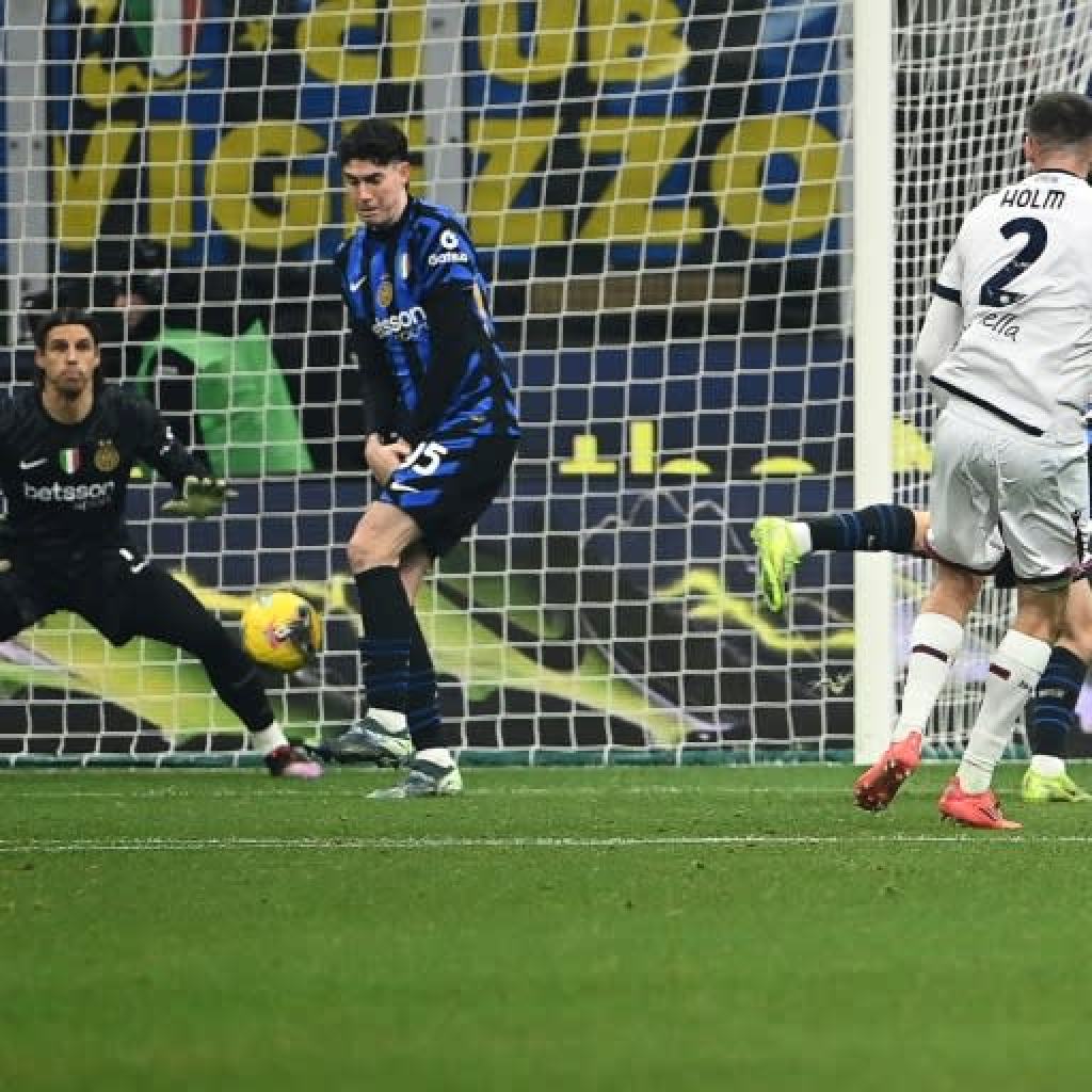 Inter’s title defence slowed by draw with spirited Bologna Inter’s title defence slowed by draw with spirited Bologna