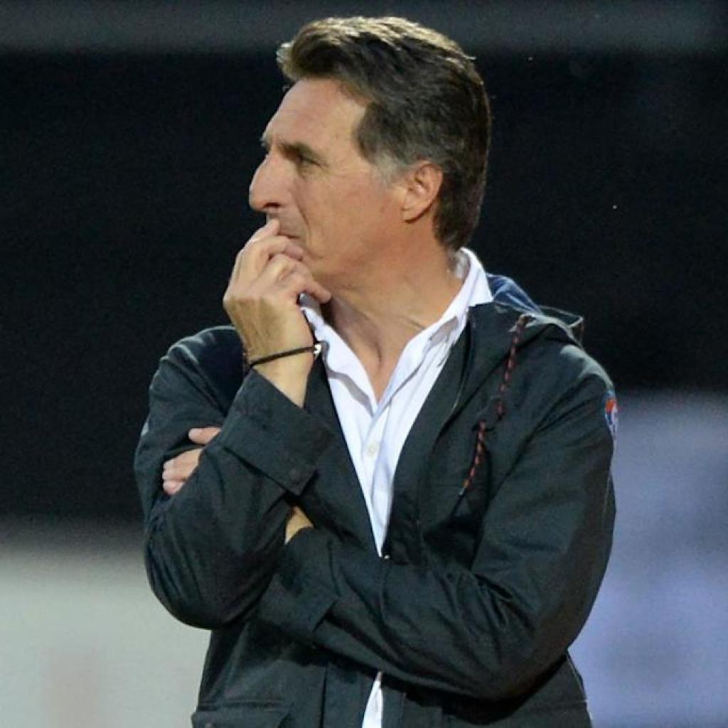 Auxerre train distinctive Ligue 1 rule in match versus Lyon Auxerre train distinctive Ligue 1 rule in match versus Lyon