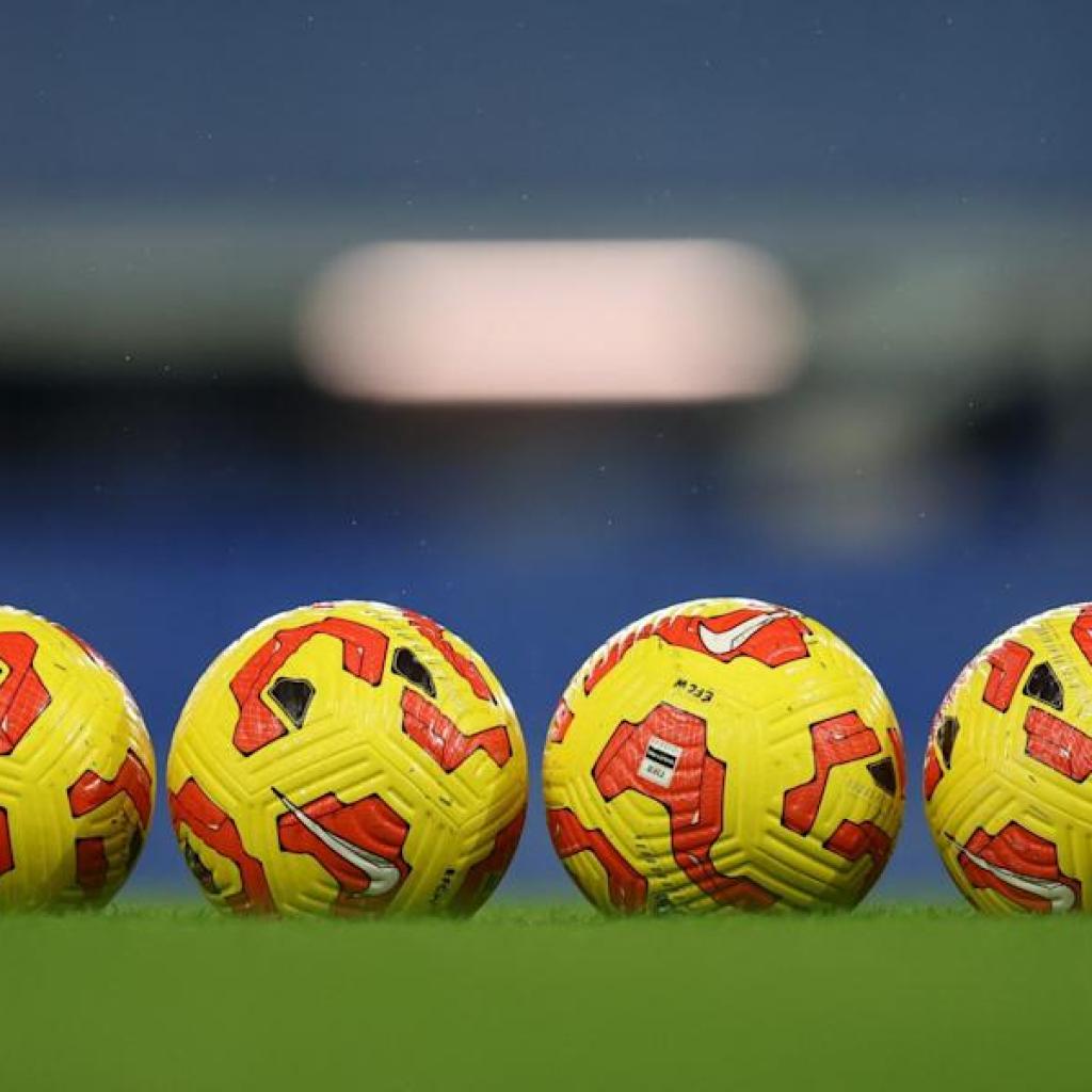 Man Metropolis rivals eye victory in key Premier League vote Man Metropolis rivals eye victory in key Premier League vote