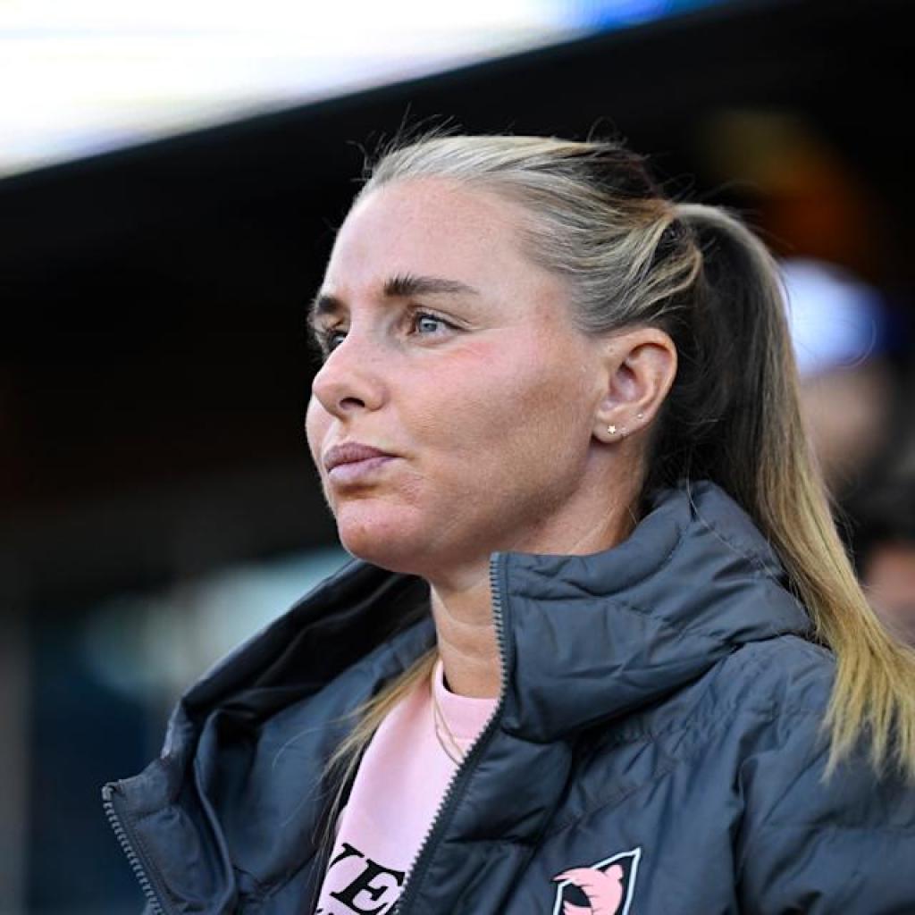 Angel Metropolis fires head coach Becki Tweed after lower than two seasons amid front-office shift Angel Metropolis fires head coach Becki Tweed after lower than two seasons amid front-office shift