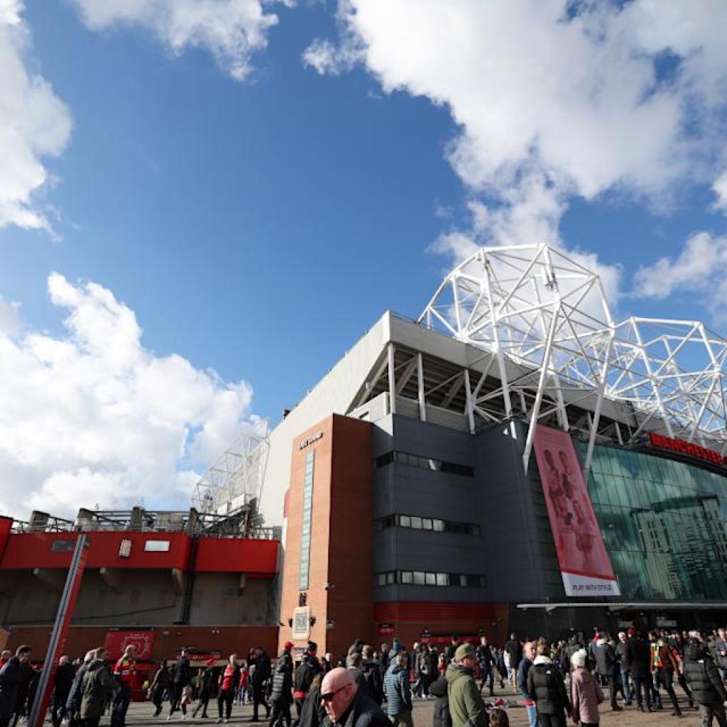 Premier League outfit strategy United for January mortgage offers with 20-y/o and £120k-a-week star on shortlist Premier League outfit strategy United for January mortgage offers with 20-y/o and £120k-a-week star on shortlist