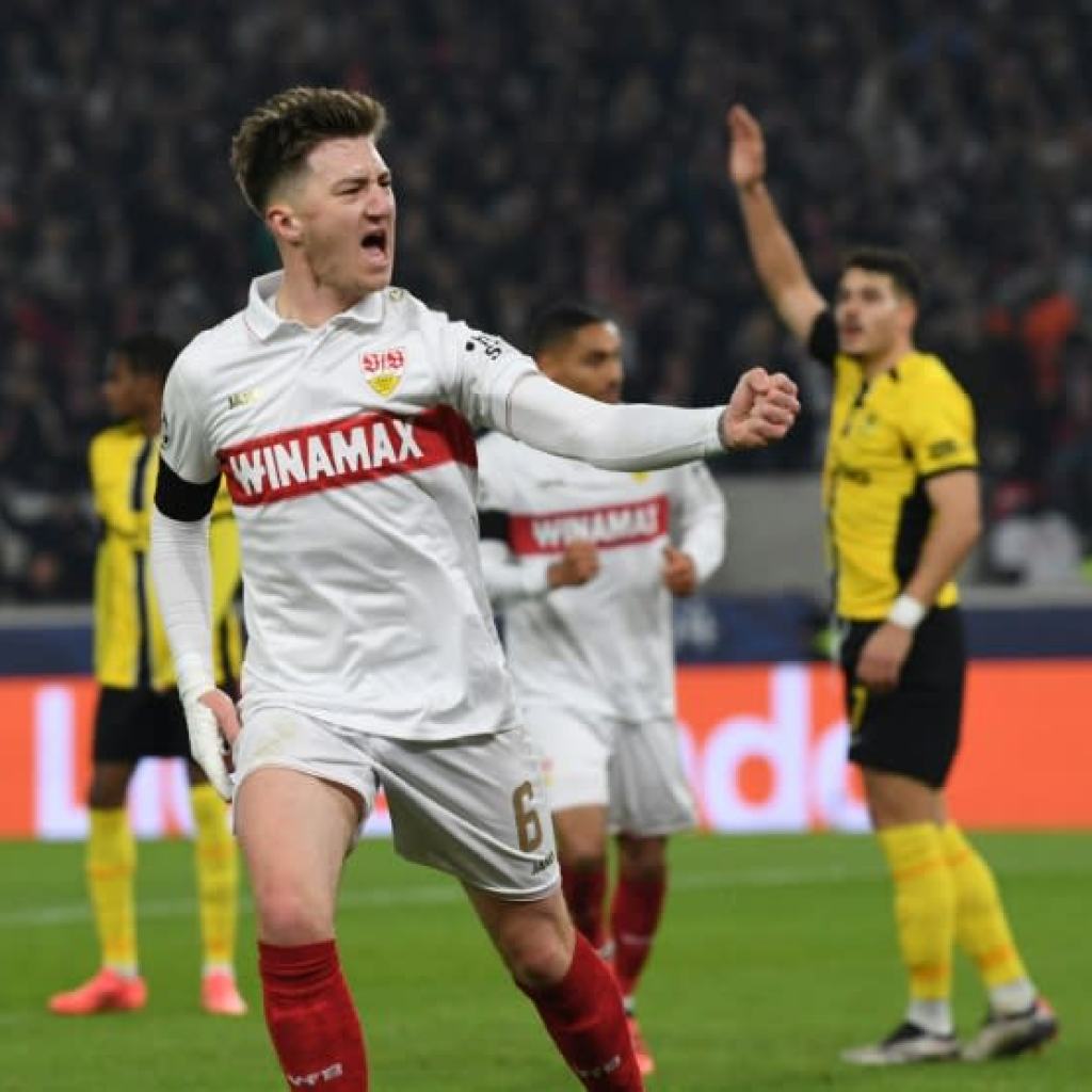 Leverkusen taking confidence from Champions League into Bundesliga title race Leverkusen taking confidence from Champions League into Bundesliga title race