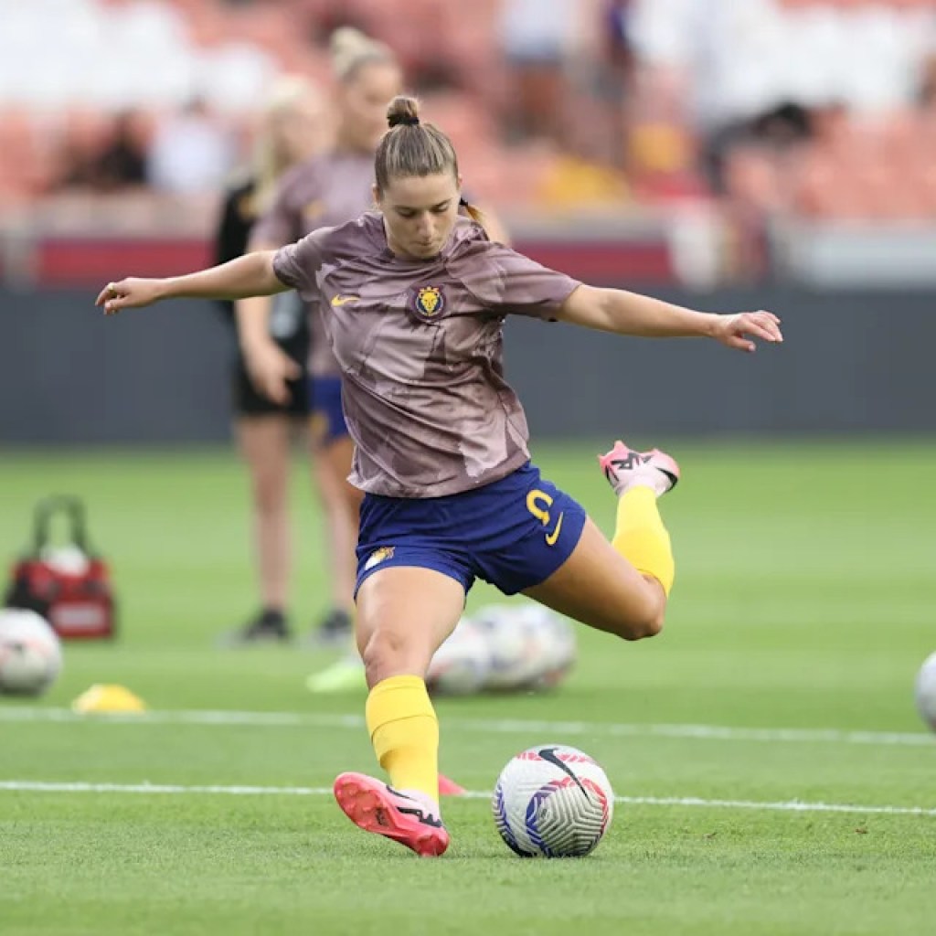 ‘I am my hardest critic’: Soccer star from Hanson scaling new heights for membership and nation ‘I am my hardest critic’: Soccer star from Hanson scaling new heights for membership and nation