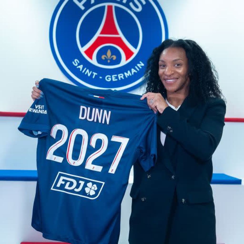 USWNT star Crystal Dunn signed for Paris Saint-Germain final week. Now, she’s studying French from her two-year-old USWNT star Crystal Dunn signed for Paris Saint-Germain final week. Now, she’s studying French from her two-year-old