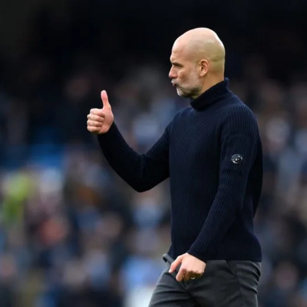 Man Metropolis accuse Premier League of favouring Arsenal Man Metropolis accuse Premier League of favouring Arsenal