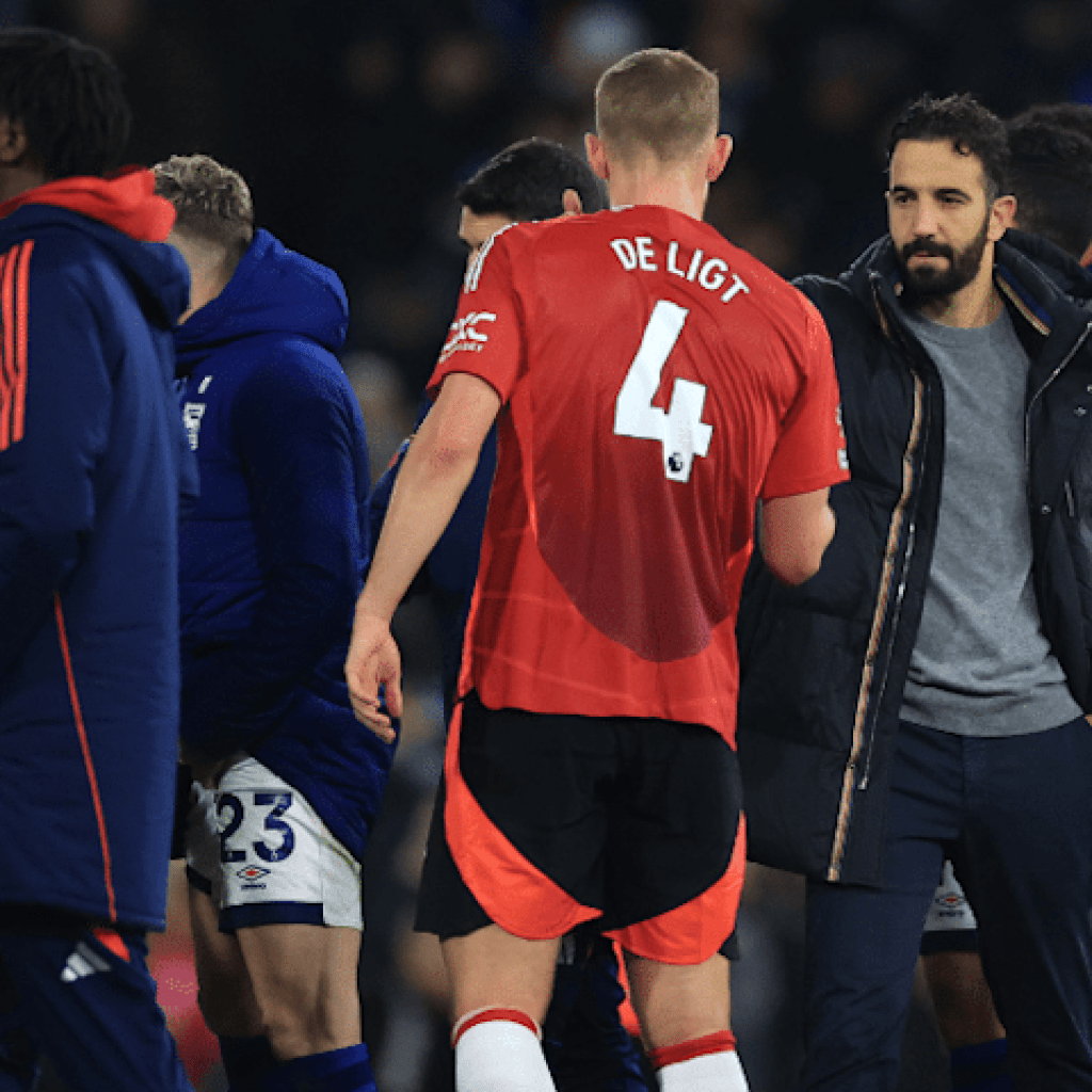 Keane unimpressed by Man United after Amorim bow Keane unimpressed by Man United after Amorim bow