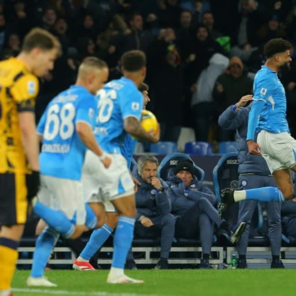 Billing saves Napoli in draw with Serie A title rivals Inter Billing saves Napoli in draw with Serie A title rivals Inter