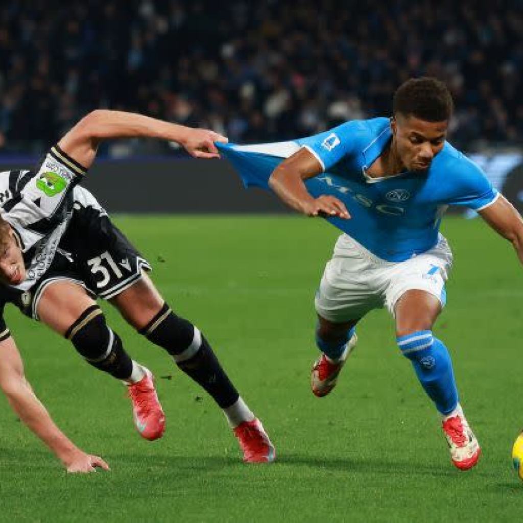 Napoli Lose Star Winger David Neres to a Thigh Damage Napoli Lose Star Winger David Neres to a Thigh Damage