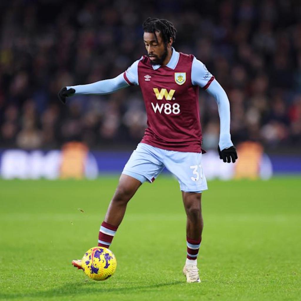 Genoa put together bid for sad Burnley winger Tresor Genoa put together bid for sad Burnley winger Tresor