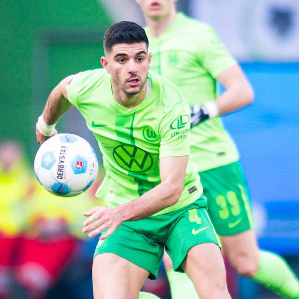 Report: Liverpool open talks for €40m-rated defender from Bundesliga Report: Liverpool open talks for €40m-rated defender from Bundesliga